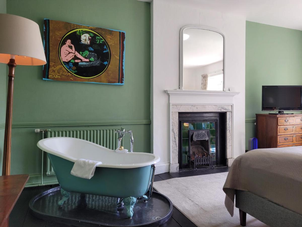 The Old Vicarage Bed and Breakfast Kington  Εξωτερικό φωτογραφία